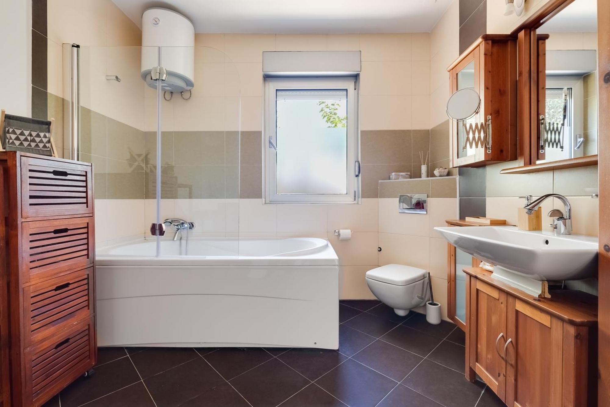 Hedonia With Heated Pool, Diklo Maison d'hôtes Zadar