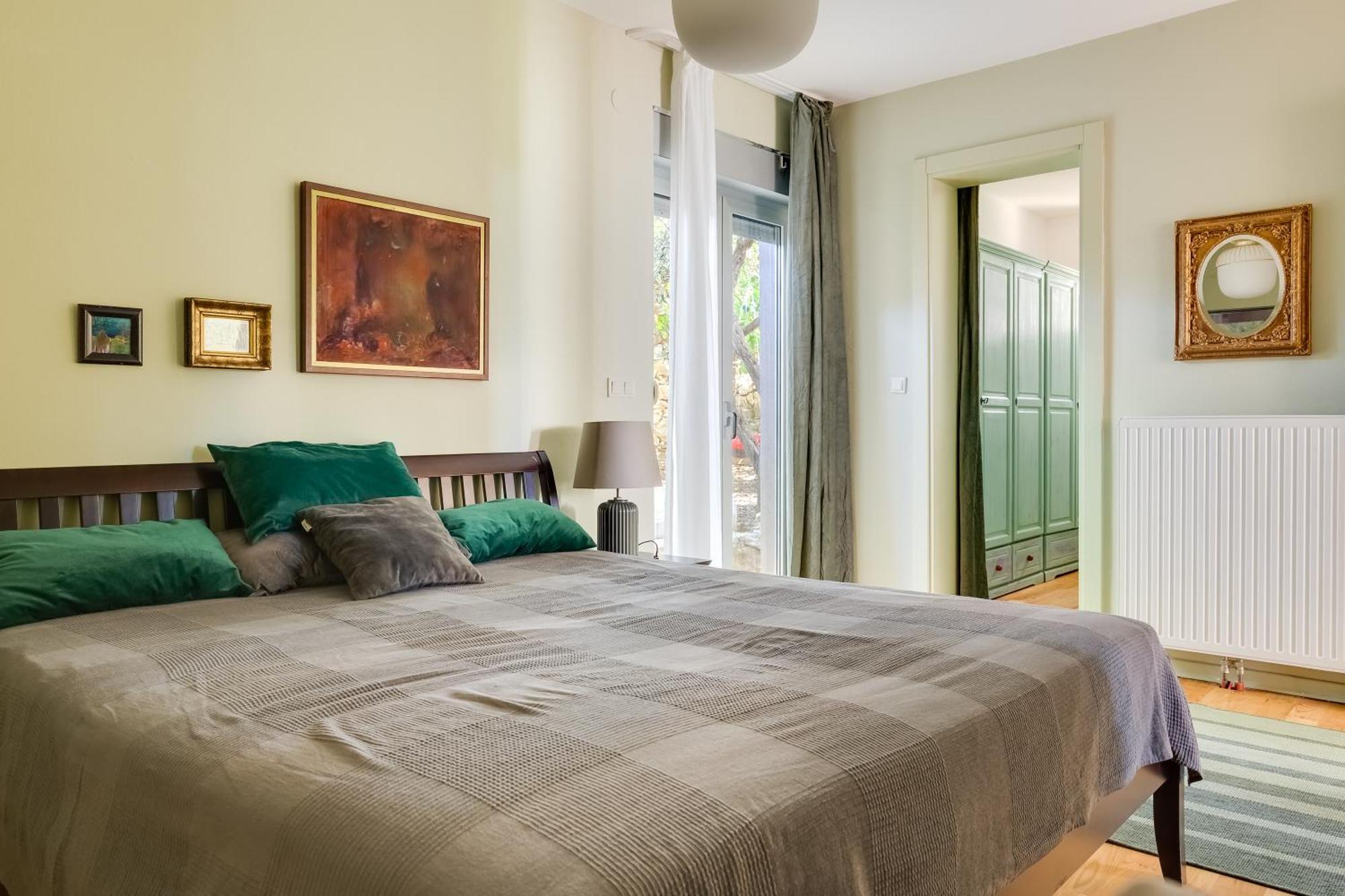 Hedonia With Heated Pool, Diklo Zadar